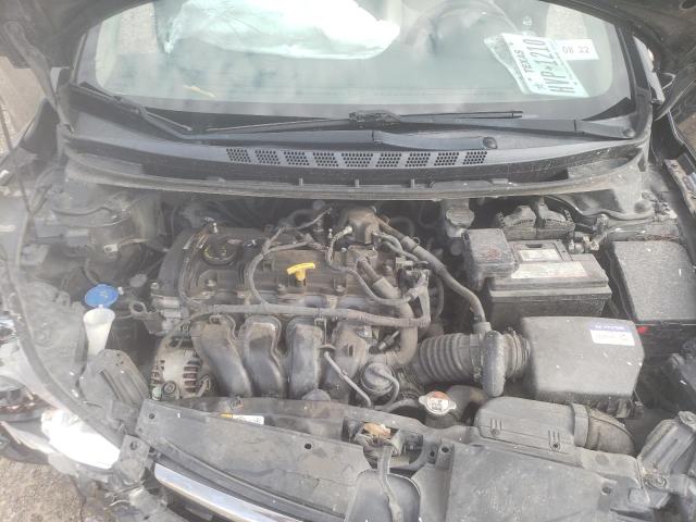 Photo 6 VIN: KMHDH4AH9FU232700 - HYUNDAI ELANTRA SE 