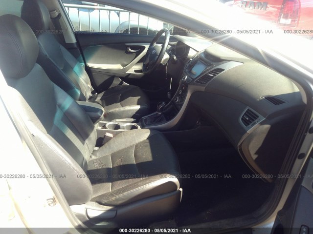 Photo 4 VIN: KMHDH4AH9FU391944 - HYUNDAI ELANTRA 