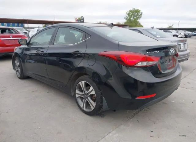 Photo 2 VIN: KMHDH4AHXFU305041 - HYUNDAI ELANTRA 