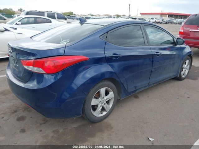 Photo 3 VIN: KMHDH4AZ3DU732581 - HYUNDAI ELANTRA 