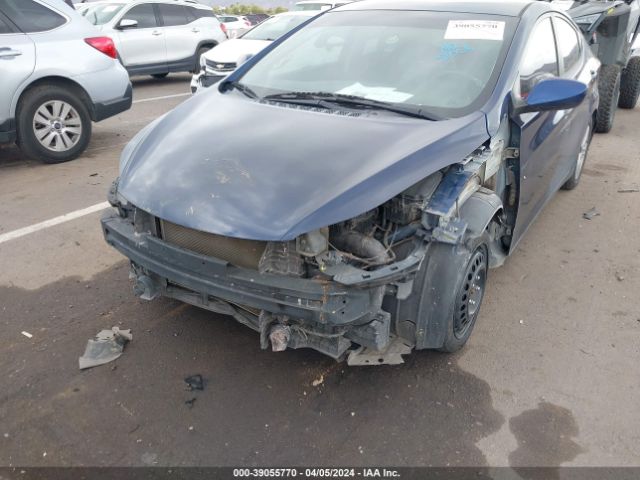 Photo 5 VIN: KMHDH4AZ3DU732581 - HYUNDAI ELANTRA 