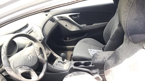 Photo 10 VIN: KMHDH61E6DU014096 - HYUNDAI ELANTRA 