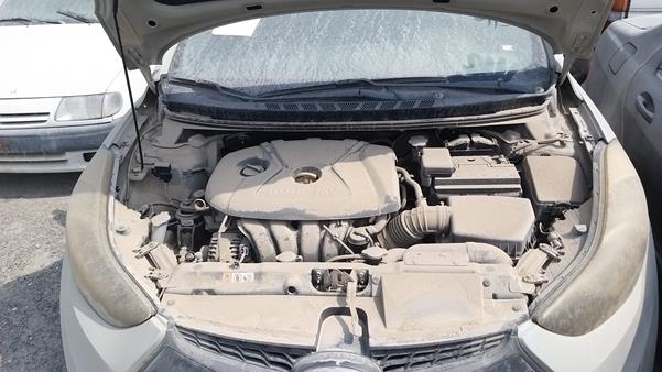 Photo 24 VIN: KMHDH61E6DU014096 - HYUNDAI ELANTRA 