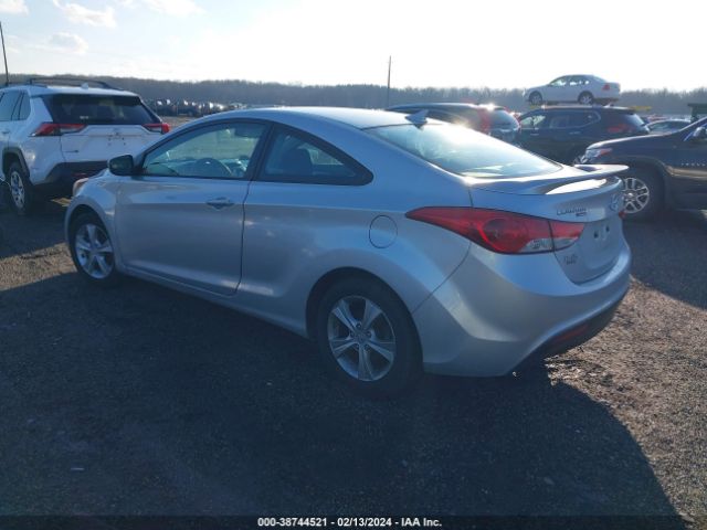 Photo 2 VIN: KMHDH6AE0DU005247 - HYUNDAI ELANTRA 