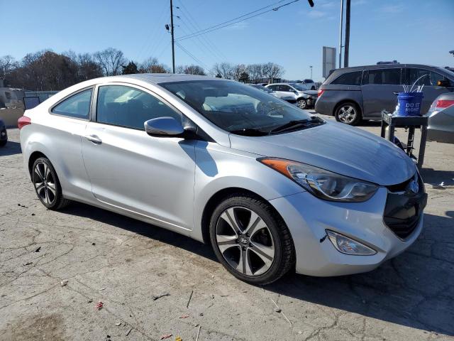 Photo 3 VIN: KMHDH6AE1DU001580 - HYUNDAI ELANTRA CO 