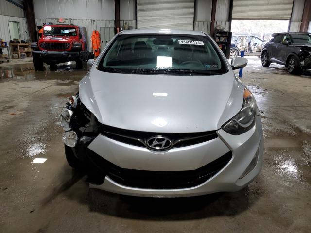 Photo 4 VIN: KMHDH6AE1DU011493 - HYUNDAI ELANTRA 