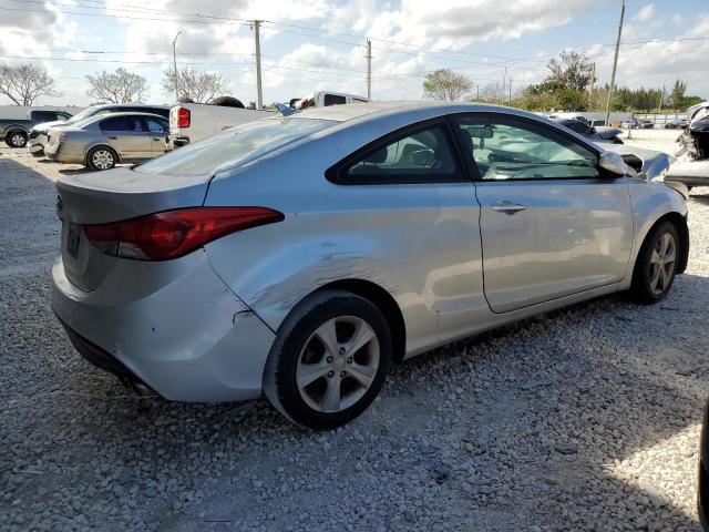 Photo 2 VIN: KMHDH6AE1DU016645 - HYUNDAI ELANTRA 