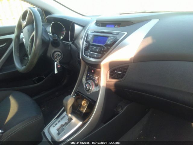 Photo 4 VIN: KMHDH6AE1DU020288 - HYUNDAI ELANTRA COUPE 