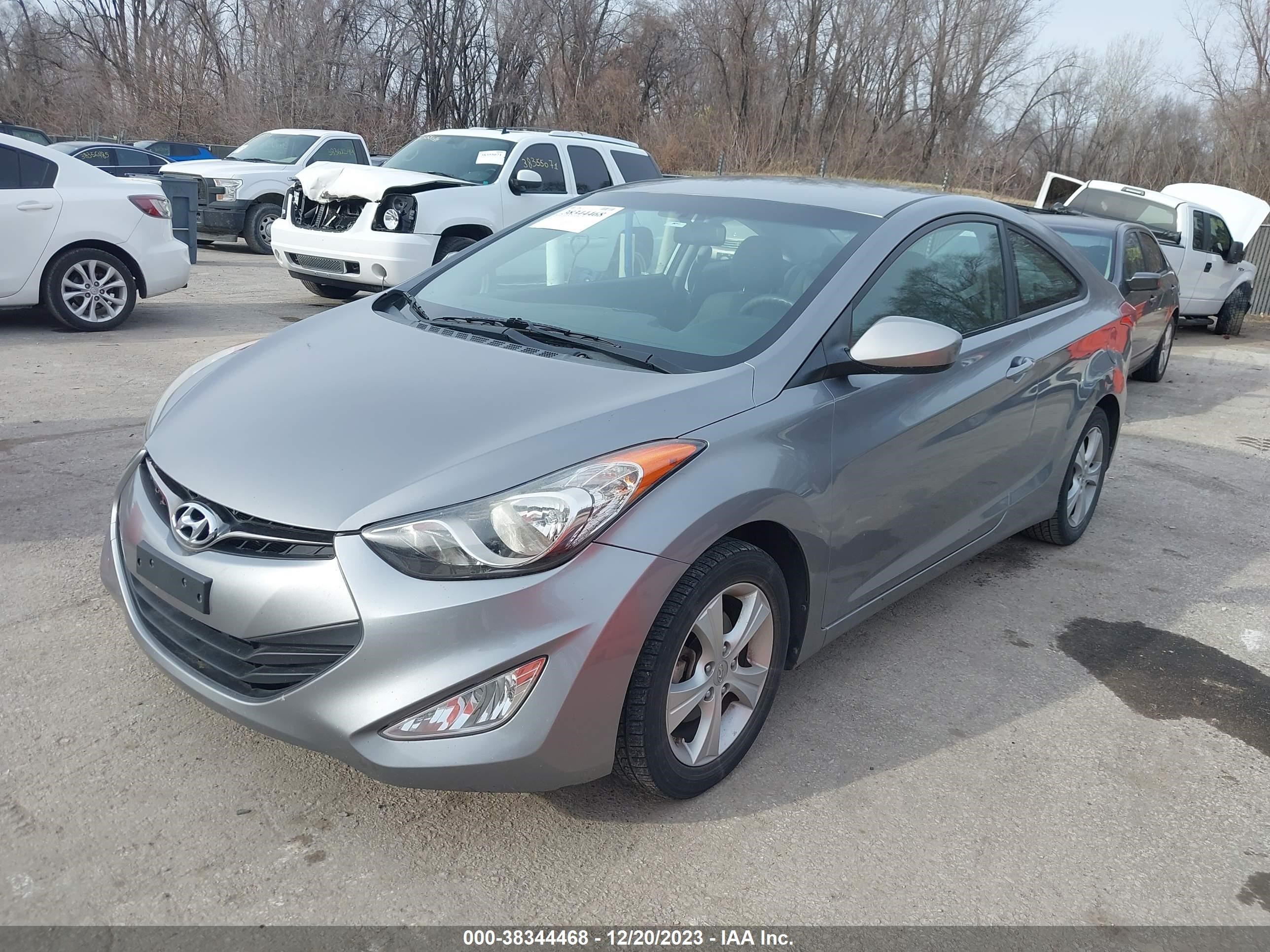 Photo 1 VIN: KMHDH6AE2DU003998 - HYUNDAI ELANTRA 