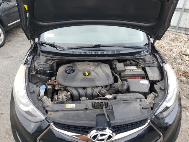 Photo 6 VIN: KMHDH6AE2DU011857 - HYUNDAI ELANTRA CO 