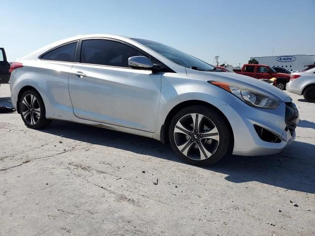 Photo 3 VIN: KMHDH6AE2DU022809 - HYUNDAI ELANTRA CO 