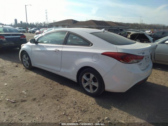 Photo 2 VIN: KMHDH6AE3DU001693 - HYUNDAI ELANTRA COUPE 