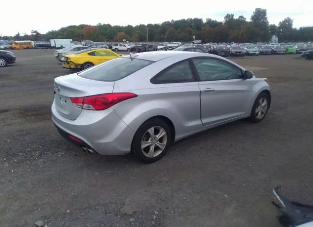 Photo 3 VIN: KMHDH6AE3DU003007 - HYUNDAI ELANTRA COUPE 