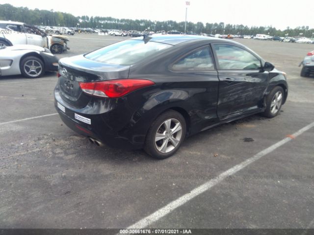 Photo 3 VIN: KMHDH6AE3DU005677 - HYUNDAI ELANTRA COUPE 