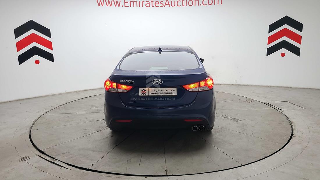 Photo 6 VIN: KMHDH6AE3DU006974 - HYUNDAI ELANTRA 