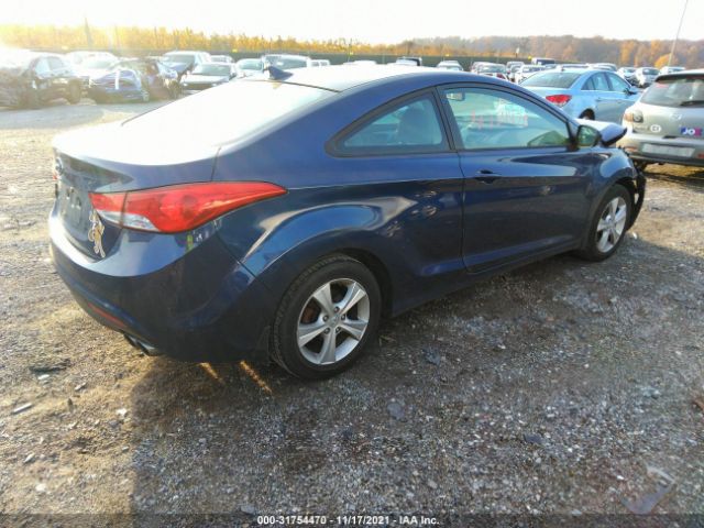 Photo 3 VIN: KMHDH6AE3DU011401 - HYUNDAI ELANTRA COUPE 