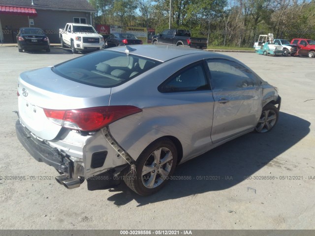 Photo 3 VIN: KMHDH6AE3DU013195 - HYUNDAI ELANTRA COUPE 