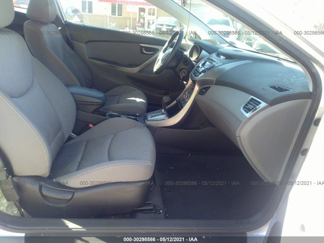 Photo 4 VIN: KMHDH6AE3DU013195 - HYUNDAI ELANTRA COUPE 