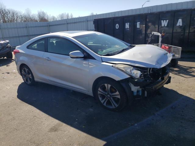 Photo 3 VIN: KMHDH6AE3DU015657 - HYUNDAI ELANTRA CO 