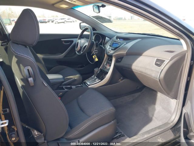 Photo 4 VIN: KMHDH6AE3DU016727 - HYUNDAI ELANTRA 