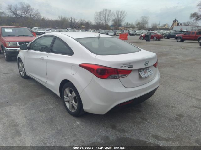 Photo 2 VIN: KMHDH6AE4DU003193 - HYUNDAI ELANTRA COUPE 