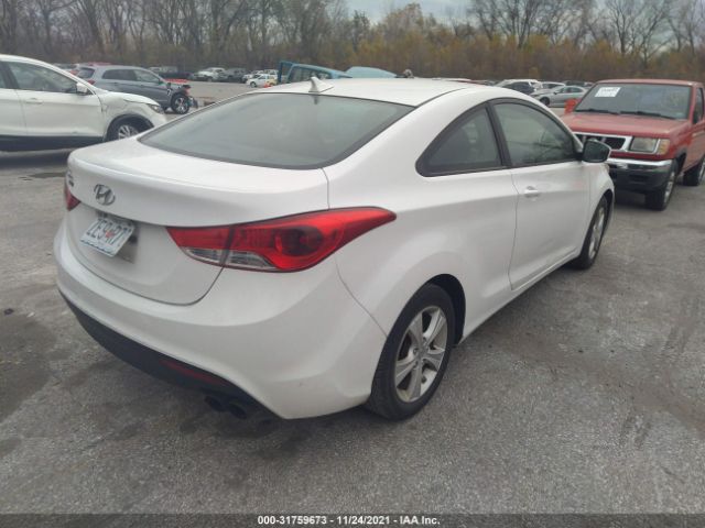 Photo 3 VIN: KMHDH6AE4DU003193 - HYUNDAI ELANTRA COUPE 