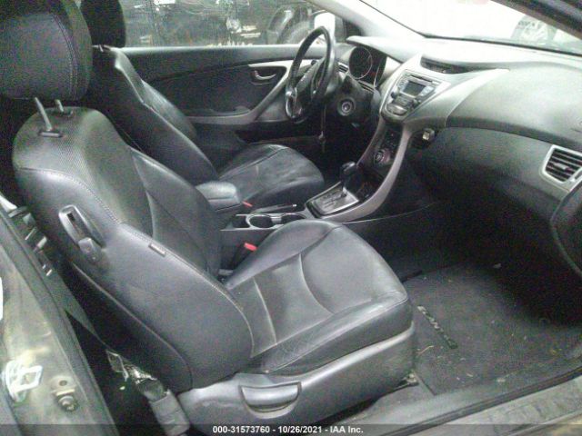 Photo 4 VIN: KMHDH6AE5DU015692 - HYUNDAI ELANTRA COUPE 