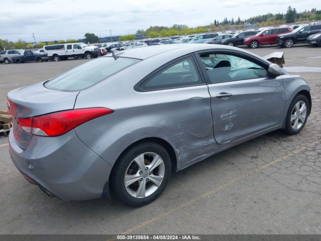 Photo 3 VIN: KMHDH6AE5DU017121 - HYUNDAI ELANTRA 