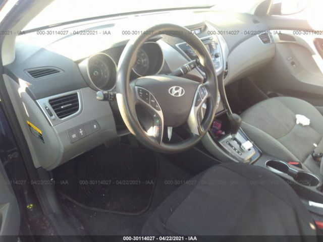 Photo 4 VIN: KMHDH6AE5DU020245 - HYUNDAI ELANTRA COUPE 