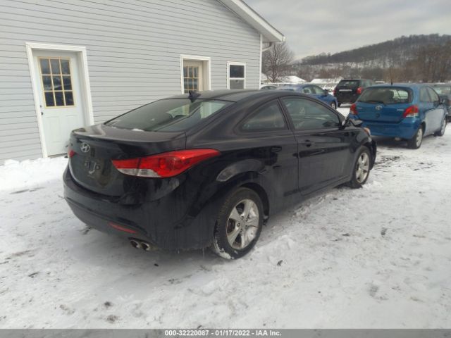 Photo 3 VIN: KMHDH6AE5DU023596 - HYUNDAI ELANTRA COUPE 