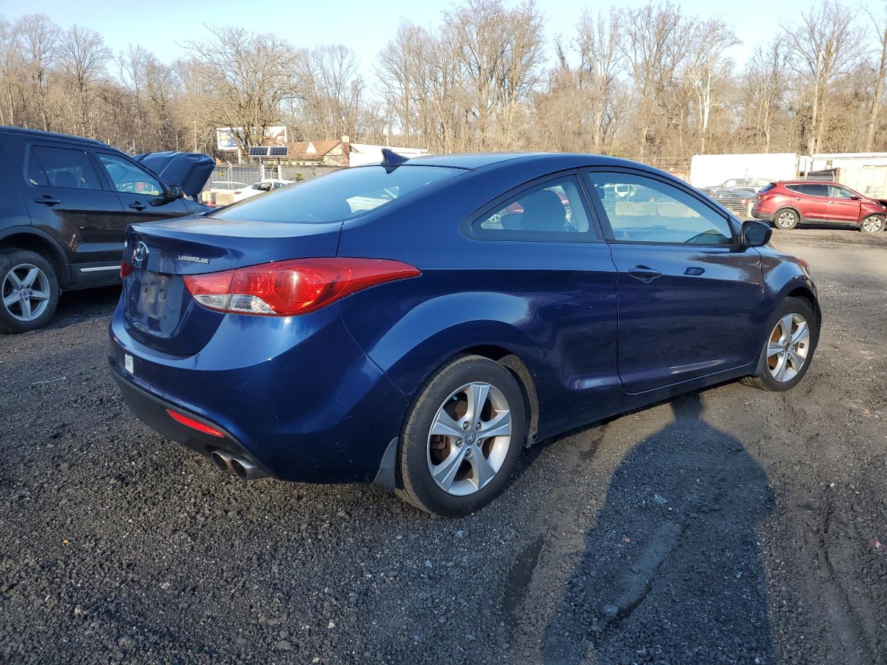 Photo 2 VIN: KMHDH6AE6DU016981 - HYUNDAI ELANTRA 