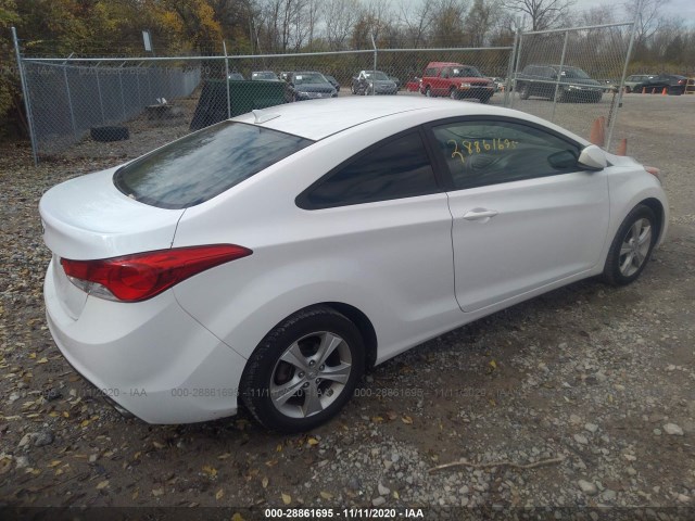 Photo 3 VIN: KMHDH6AE7DU000384 - HYUNDAI ELANTRA COUPE 