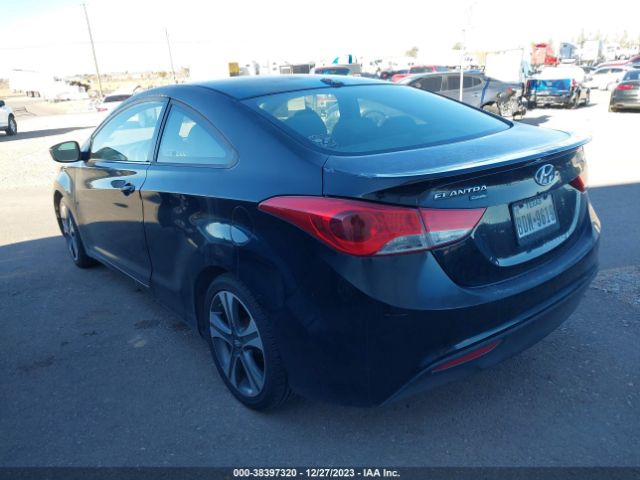 Photo 2 VIN: KMHDH6AE7DU005553 - HYUNDAI ELANTRA 