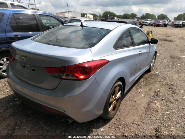 Photo 3 VIN: KMHDH6AE8DU006890 - HYUNDAI ELANTRA COUPE 