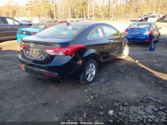 Photo 3 VIN: KMHDH6AE8DU016593 - HYUNDAI ELANTRA COUPE 