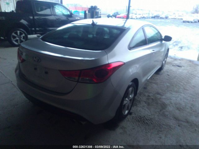 Photo 3 VIN: KMHDH6AE9DU002959 - HYUNDAI ELANTRA COUPE 