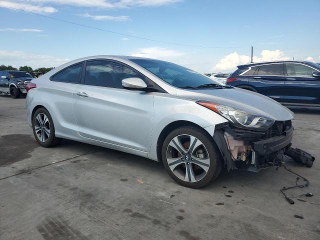 Photo 3 VIN: KMHDH6AE9DU006901 - HYUNDAI ELANTRA 