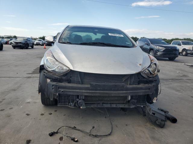 Photo 4 VIN: KMHDH6AE9DU006901 - HYUNDAI ELANTRA 