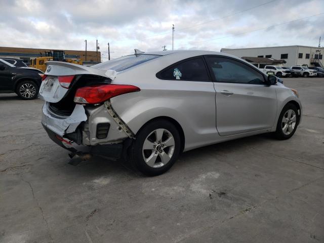 Photo 2 VIN: KMHDH6AE9DU017445 - HYUNDAI ELANTRA 