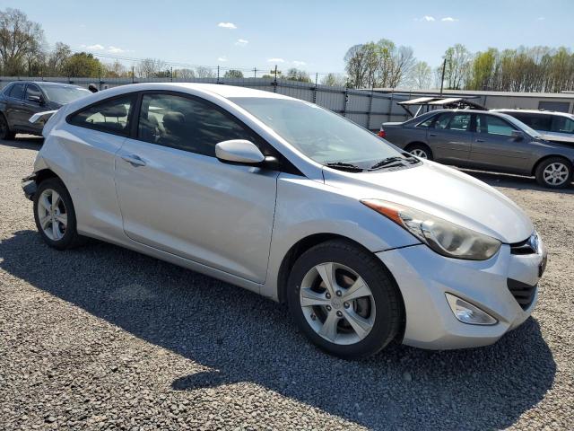 Photo 3 VIN: KMHDH6AEXDU008463 - HYUNDAI ELANTRA 