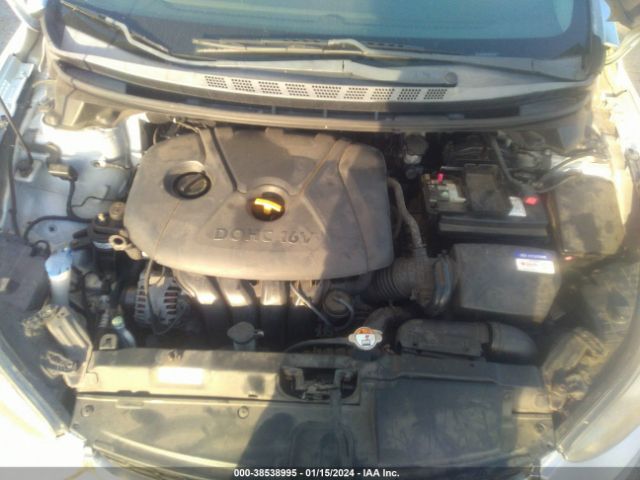 Photo 9 VIN: KMHDH6AEXDU010004 - HYUNDAI ELANTRA 