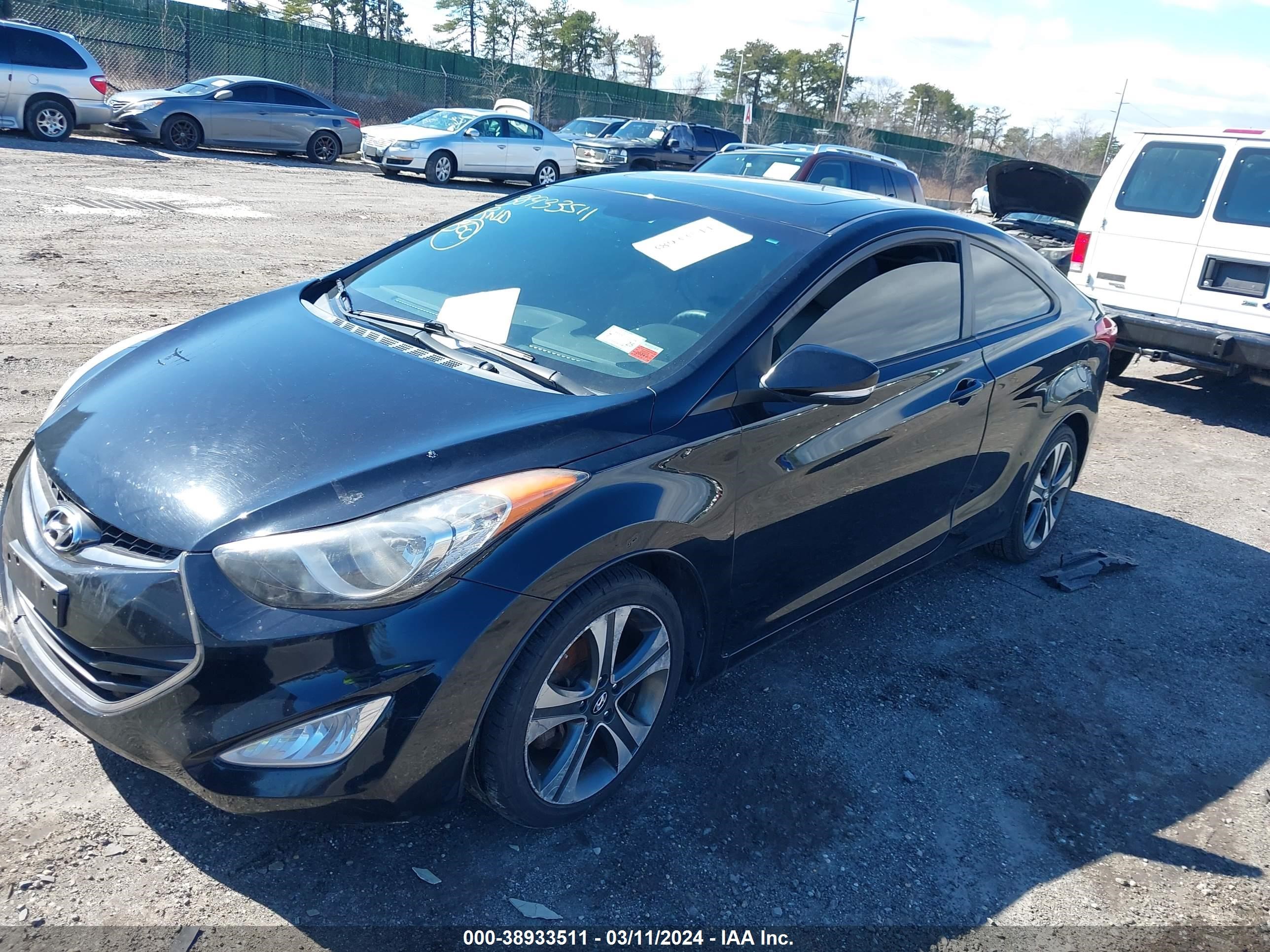 Photo 1 VIN: KMHDH6AEXDU016384 - HYUNDAI ELANTRA 