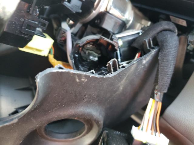 Photo 8 VIN: KMHDH6AH2EU024264 - HYUNDAI ELANTRA CO 