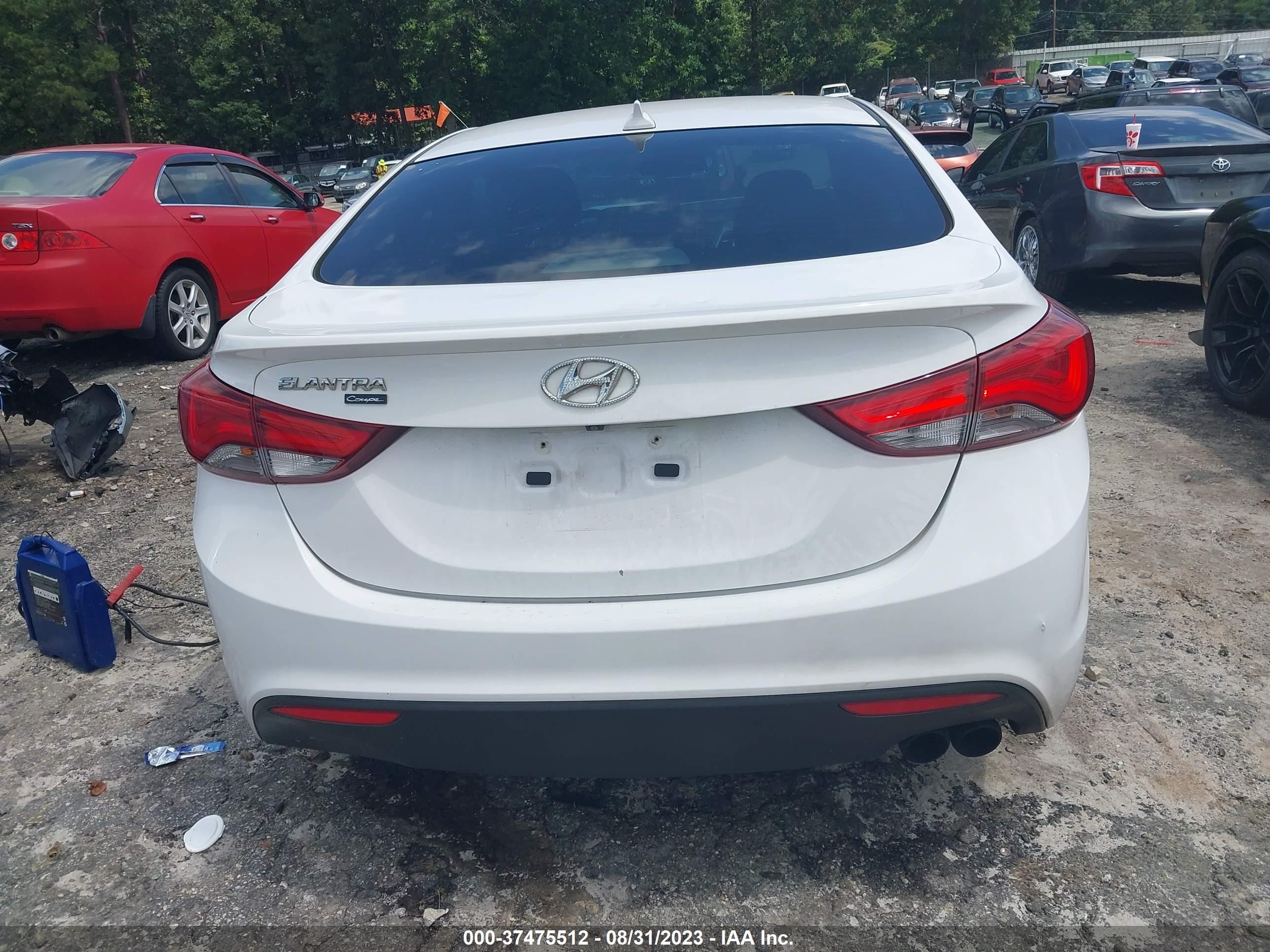 Photo 15 VIN: KMHDH6AH3EU026864 - HYUNDAI ELANTRA 