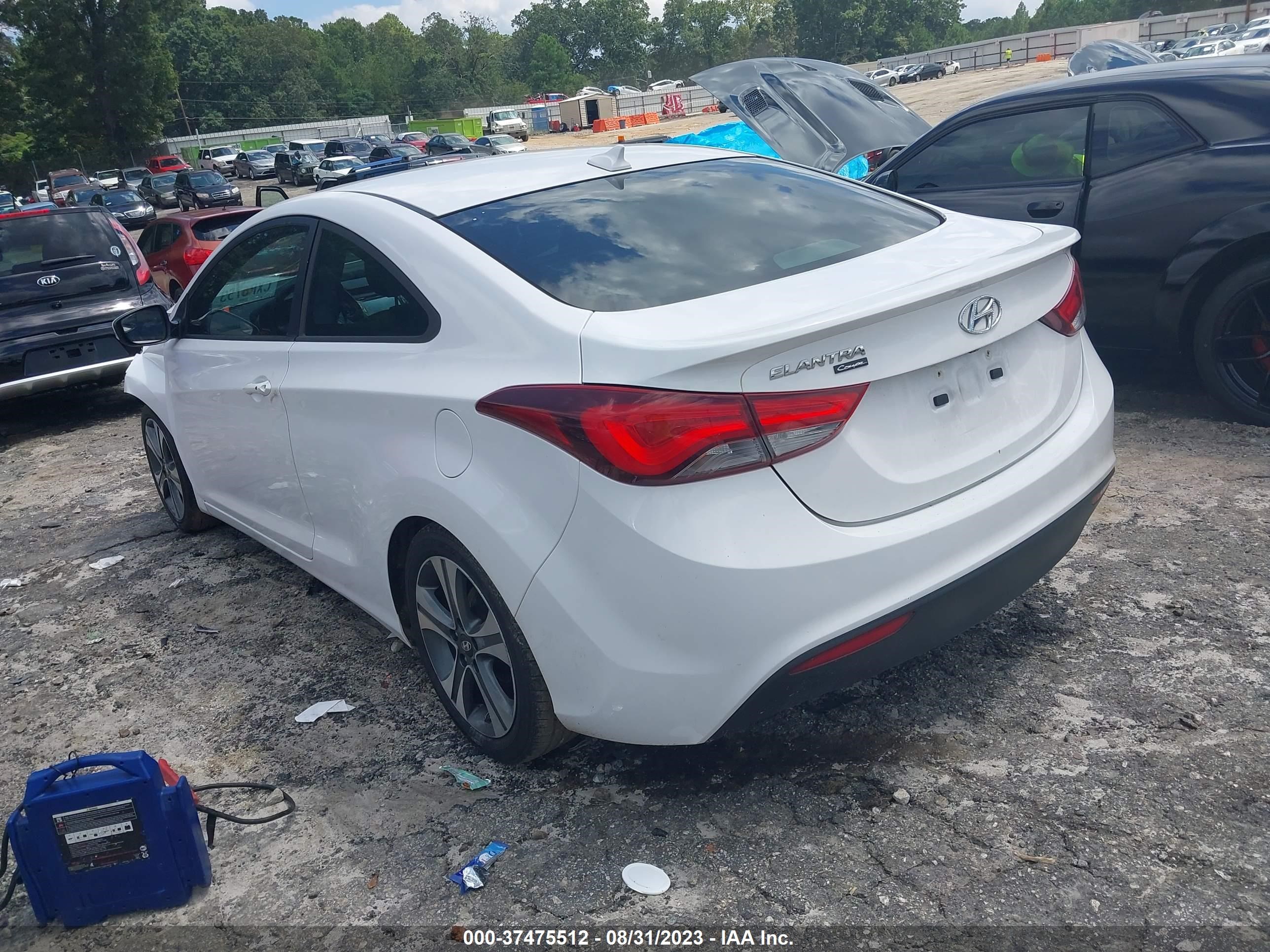 Photo 2 VIN: KMHDH6AH3EU026864 - HYUNDAI ELANTRA 