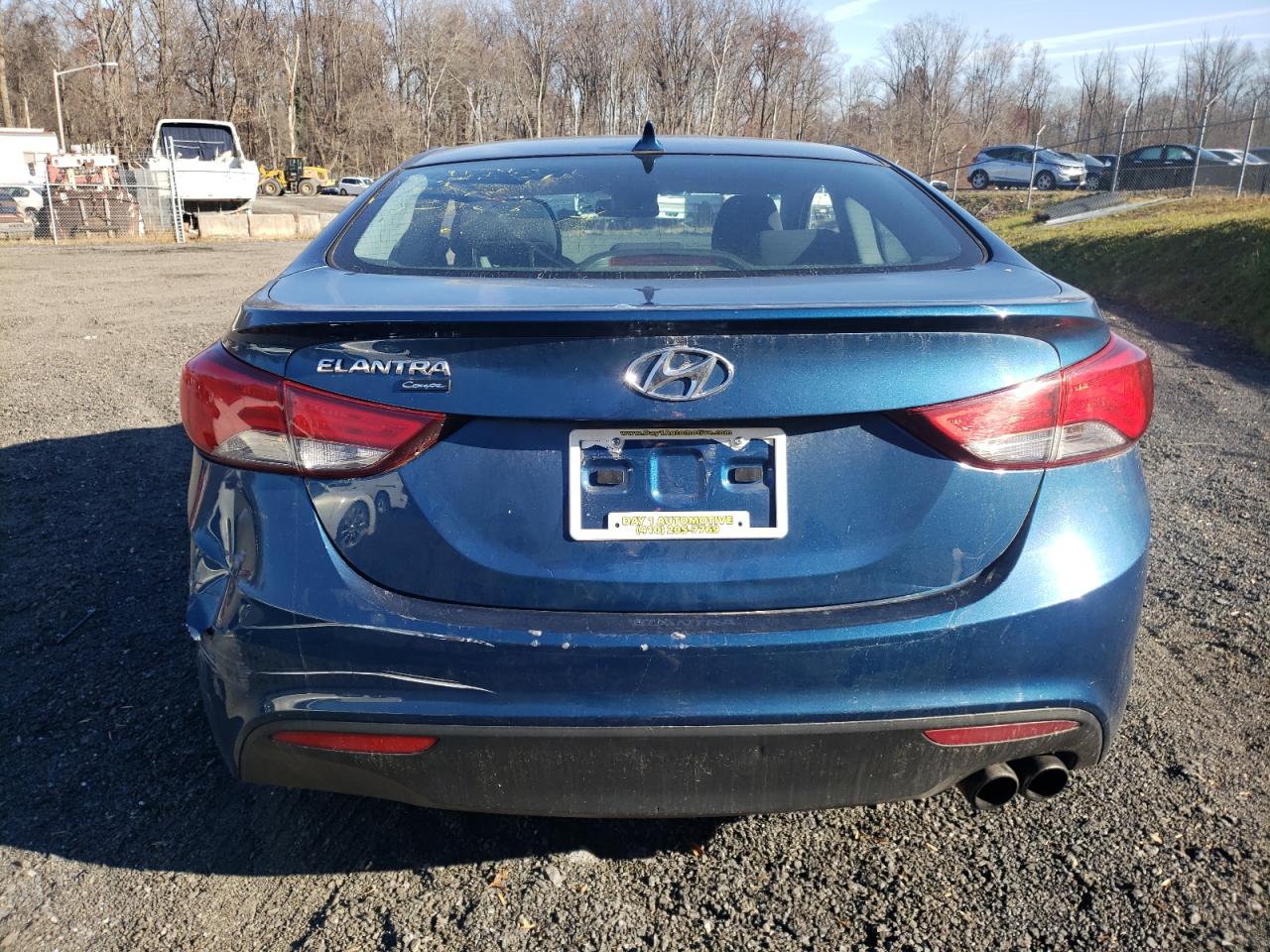 Photo 5 VIN: KMHDH6AH5EU026400 - HYUNDAI ELANTRA 