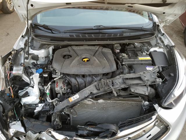 Photo 6 VIN: KMHDH6AH5EU028471 - HYUNDAI ELANTRA 