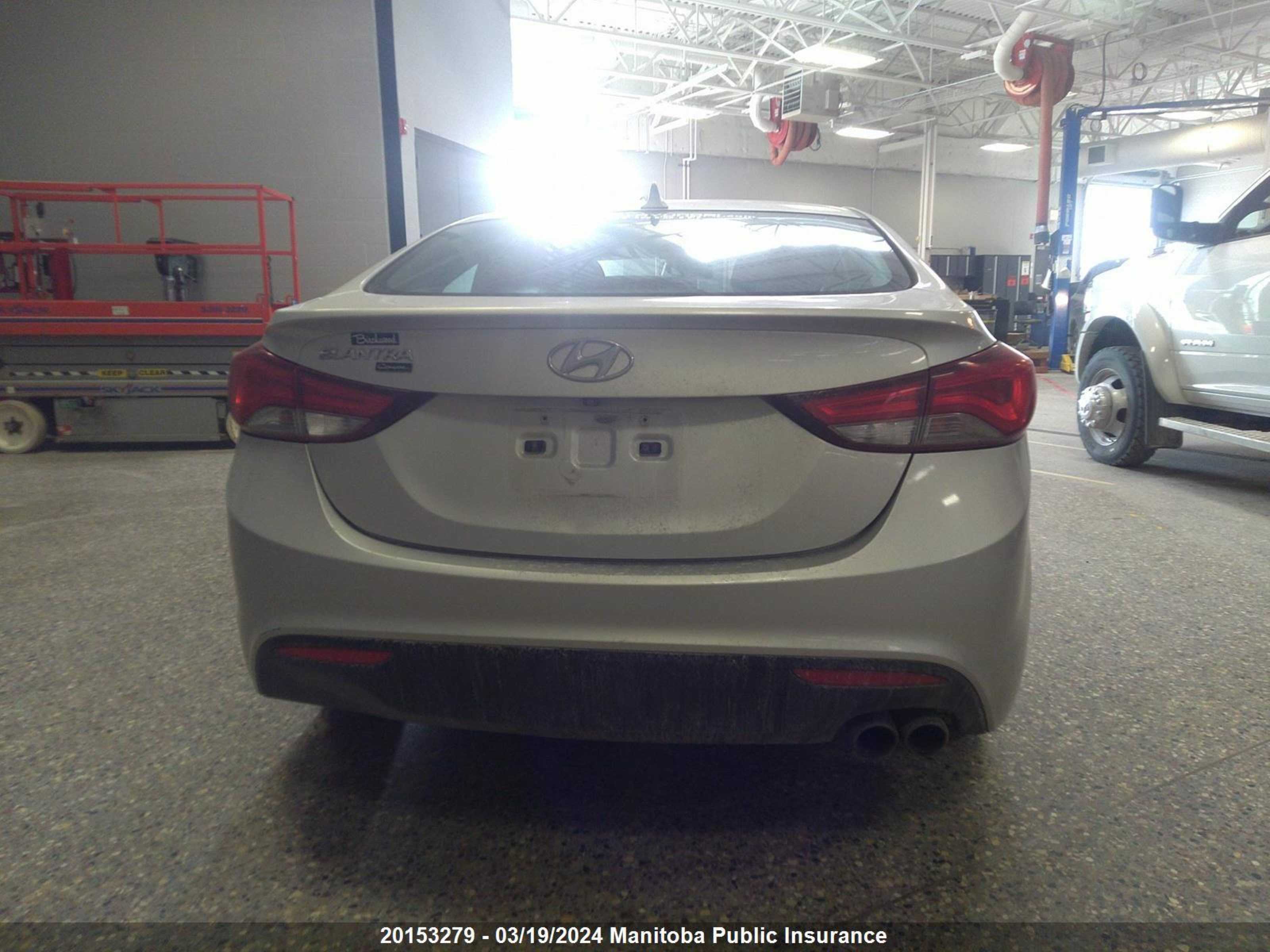 Photo 14 VIN: KMHDH6AH8EU027668 - HYUNDAI ELANTRA 