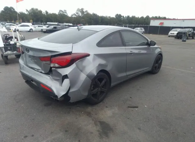 Photo 3 VIN: KMHDH6AHXEU029552 - HYUNDAI ELANTRA COUPE 