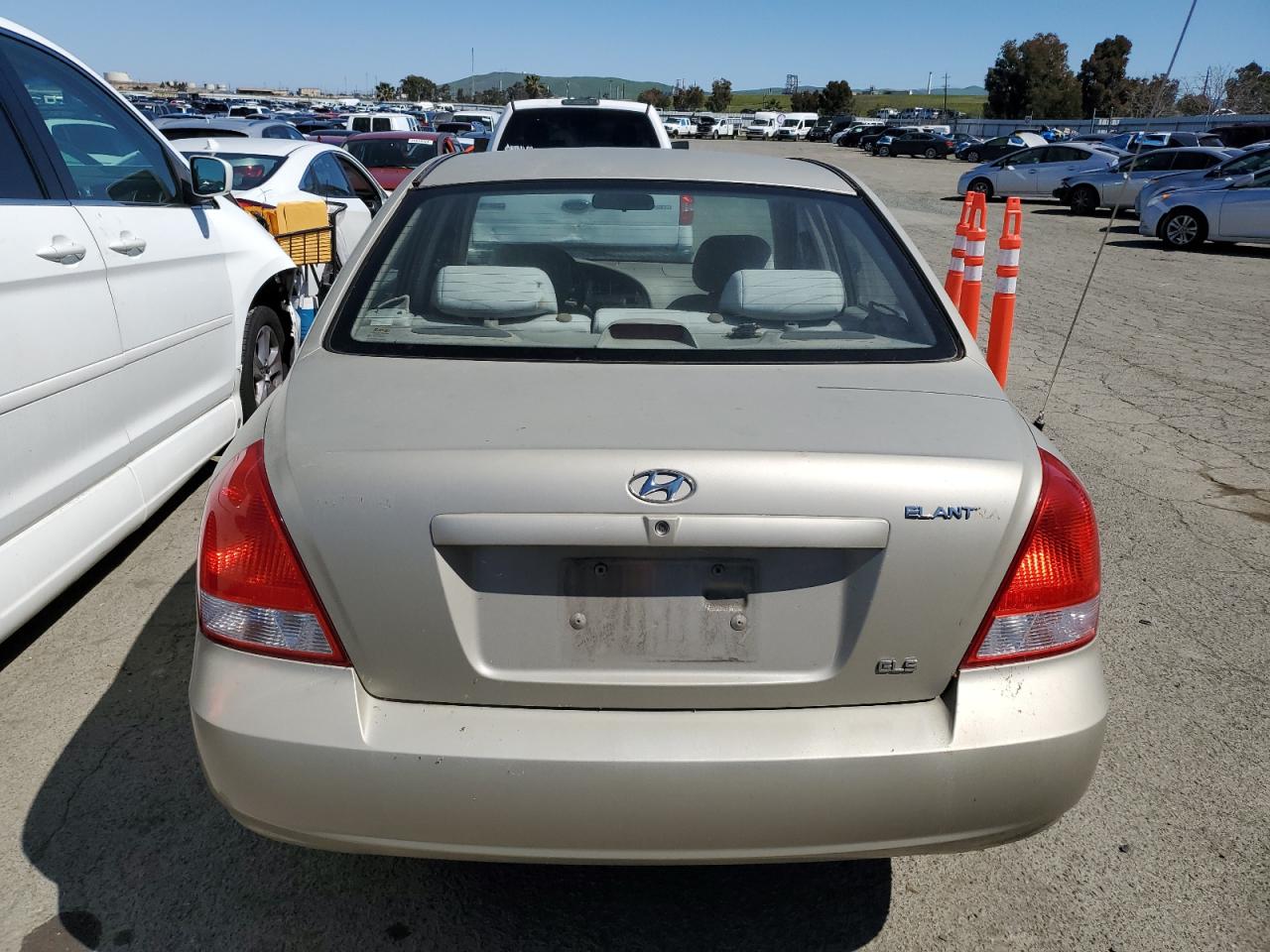 Photo 5 VIN: KMHDN45D82U362364 - HYUNDAI ELANTRA 